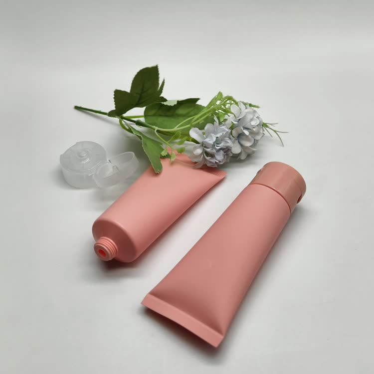 Cosmetics squeeze tube2700.jpg