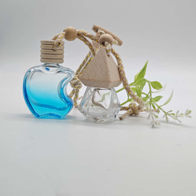 car bottle1865.jpg
