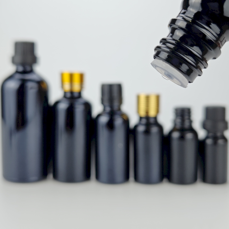 fragrance bottle820.jpg