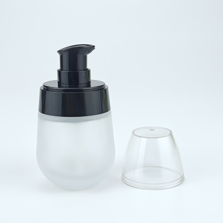 Glasslotionbottle2271.jpg