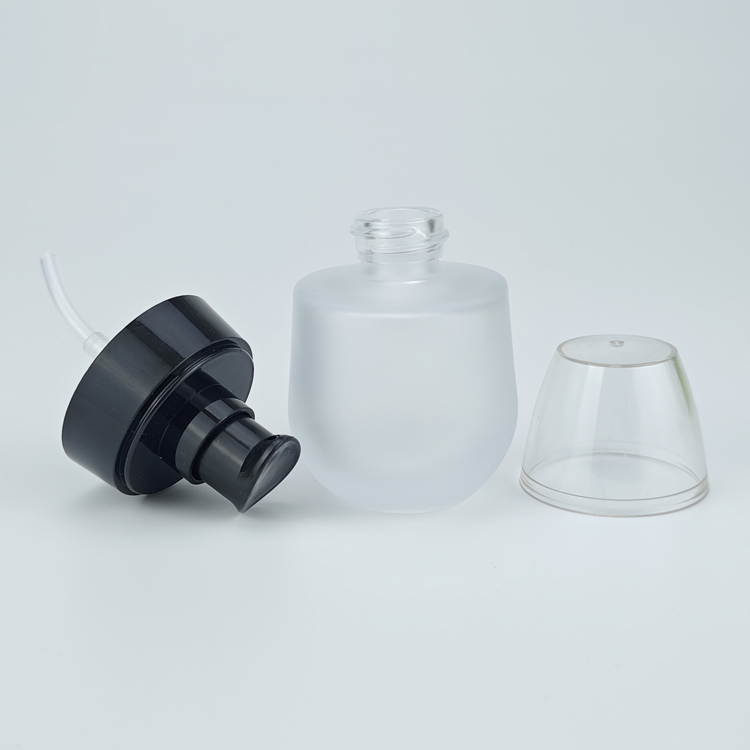 Glasslotionbottle2307.jpg