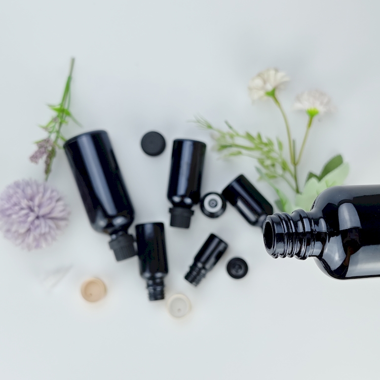 fragrance bottle772.jpg