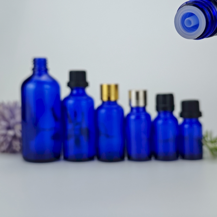 fragrance bottle654.jpg