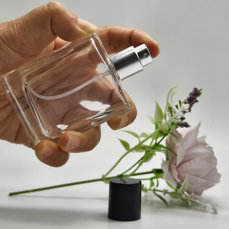 perfume bottle3011.jpg