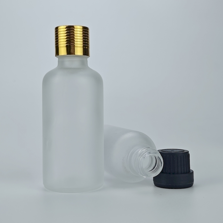 fragrance bottle1264.jpg
