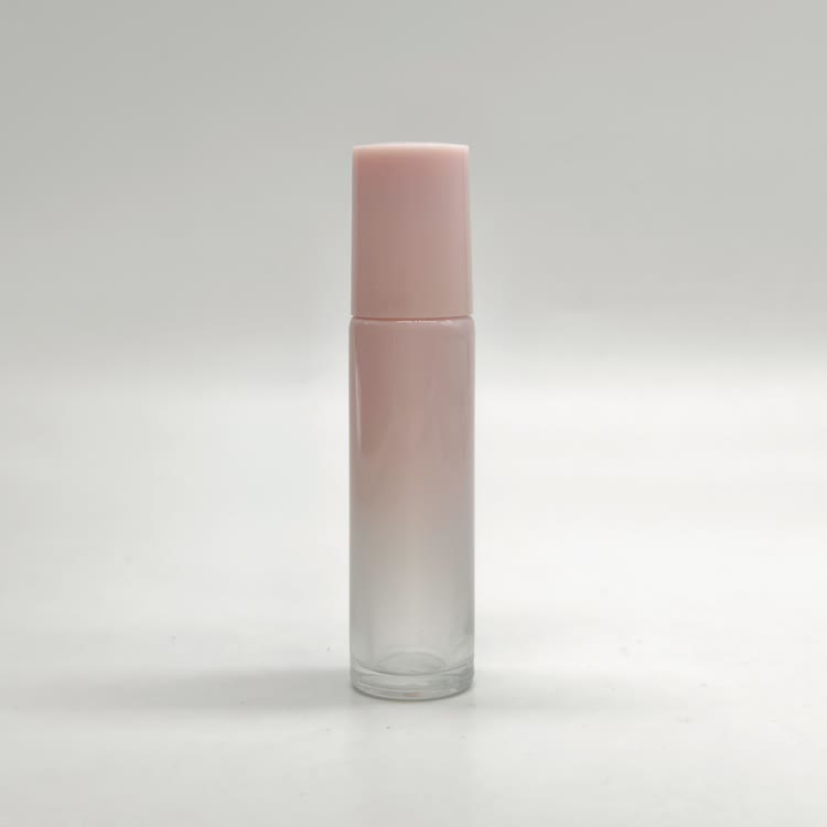 Roll on Bottle2543.jpg