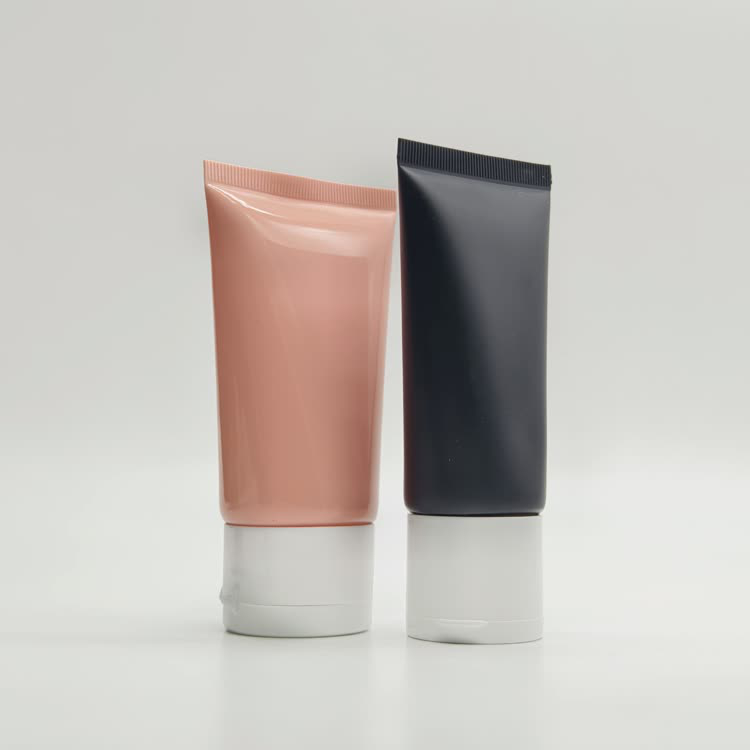 Cosmetics squeeze tube2711.jpg