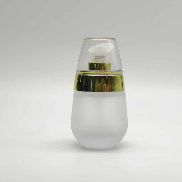 Foundation Bottle2595.jpg