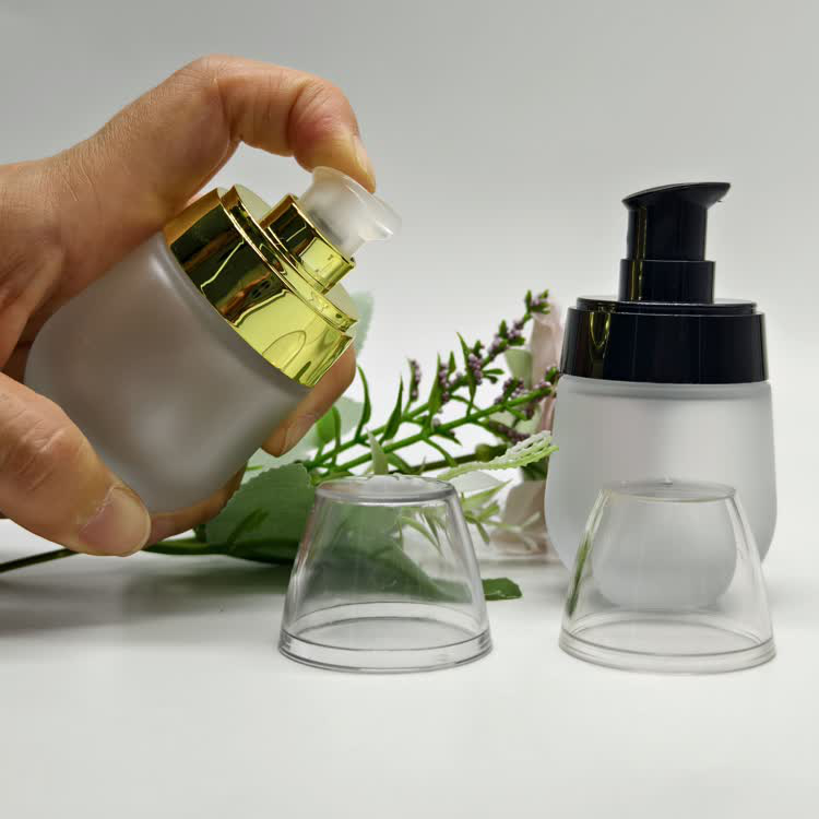 Foundation Bottle2605.jpg