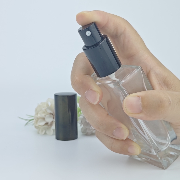 perfume bottle2791.jpg
