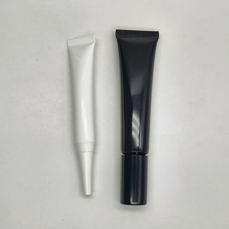 Cosmetics squeeze tube2540.jpg