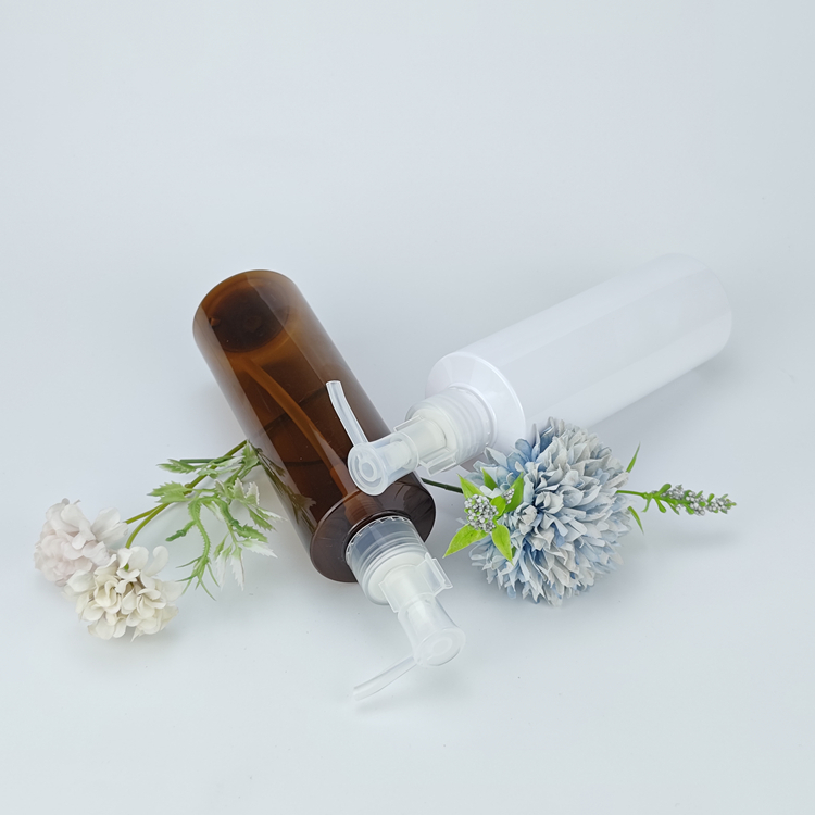 oilpumpbottle2779.jpg