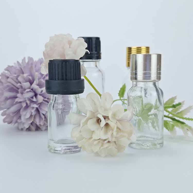 fragrance bottle1121.jpg