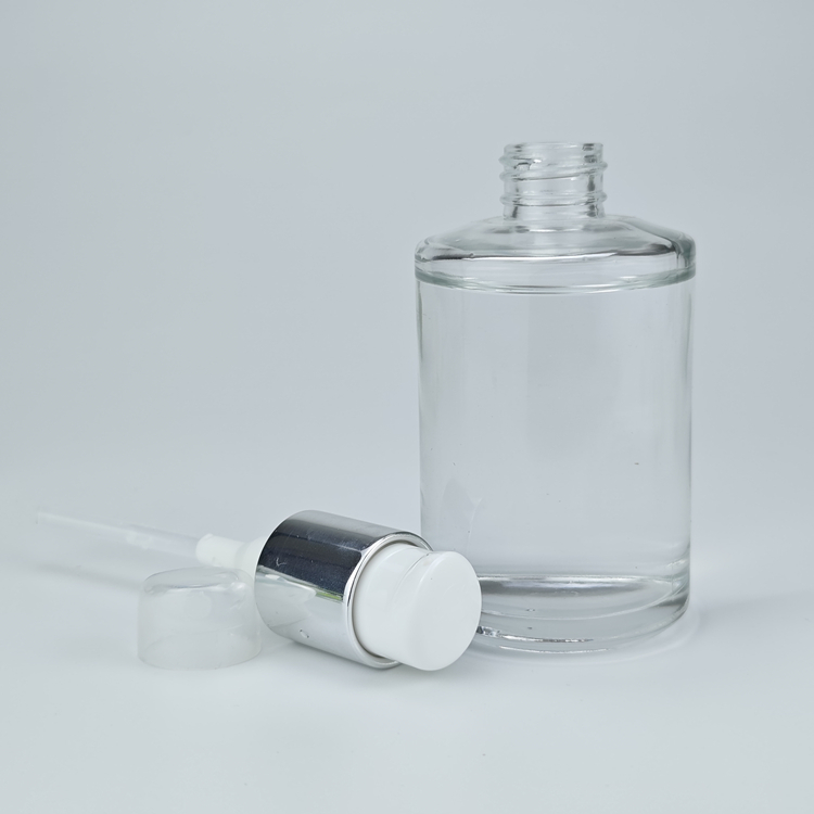 Glasslotionbottle3062.jpg