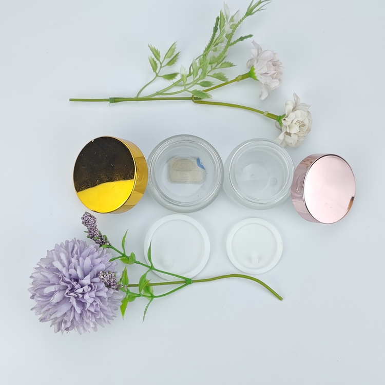 Glass Jar785.jpg