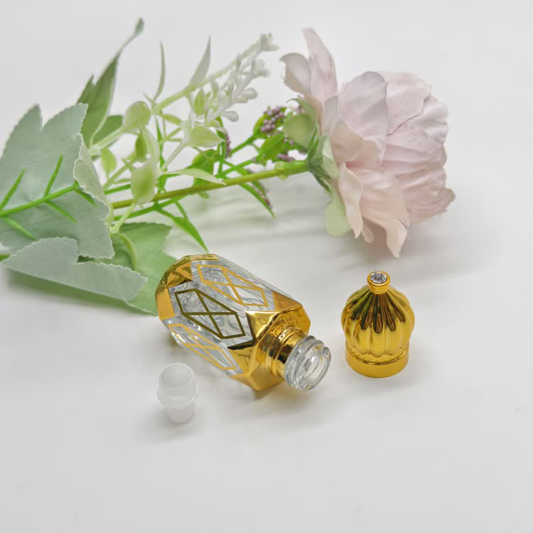 Attar roll on bottle2508.jpg