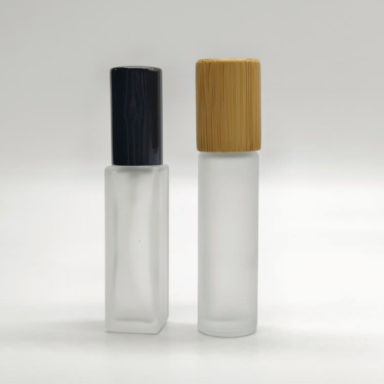 Roll on Bottle2552.jpg