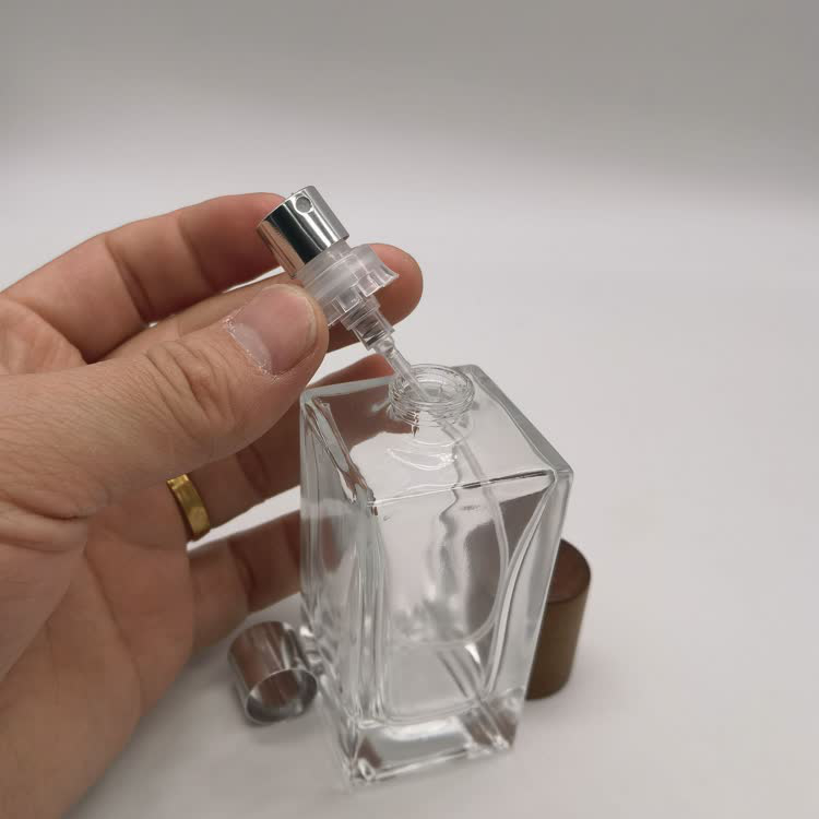 perfume bottle2870.jpg