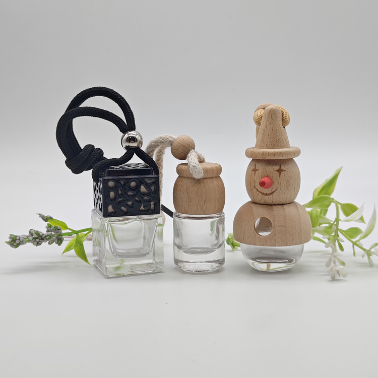 car bottle2126.jpg