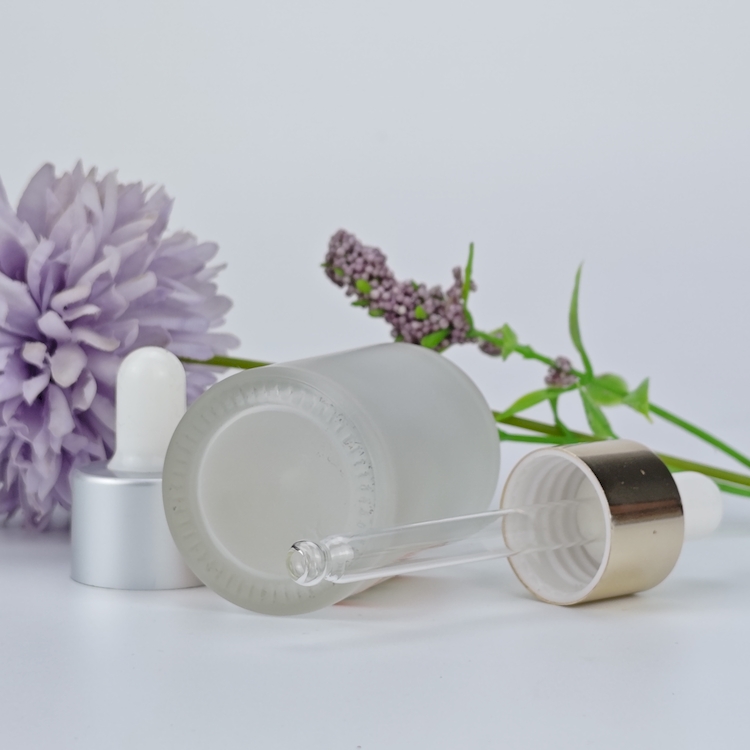 fragrance bottle1057.jpg