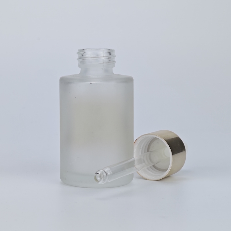 fragrance bottle1072.jpg