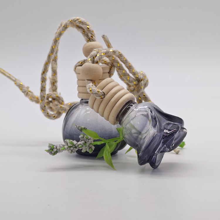 car bottle6102.jpg