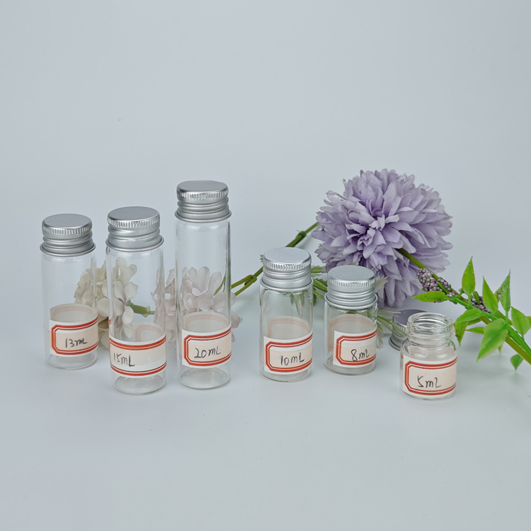 Glass vial1060.jpg