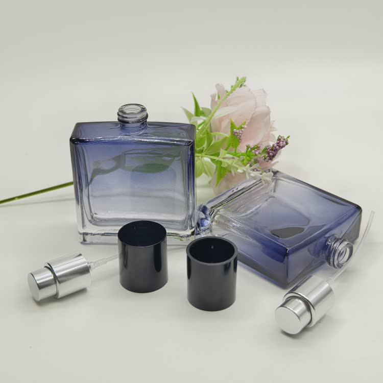 perfume bottle2576.jpg