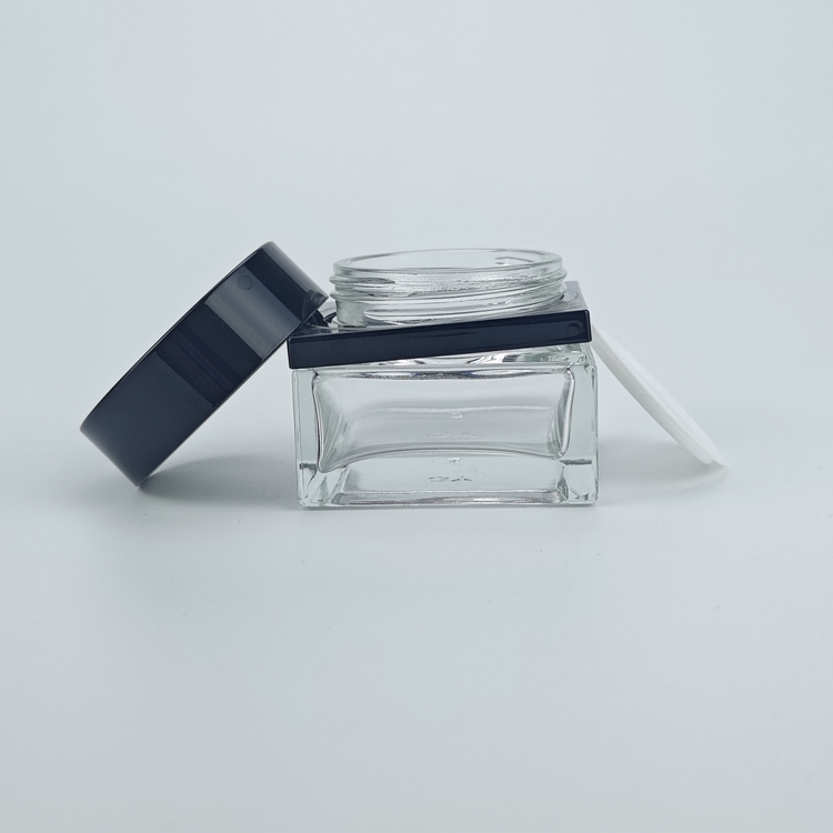 Glass Jar2072.jpg