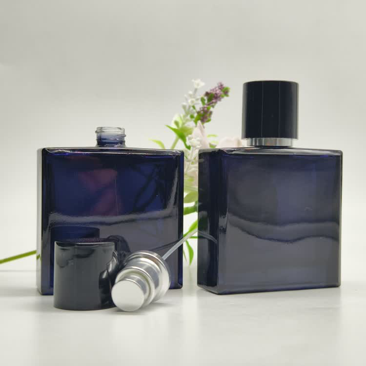 perfume bottle2592.jpg