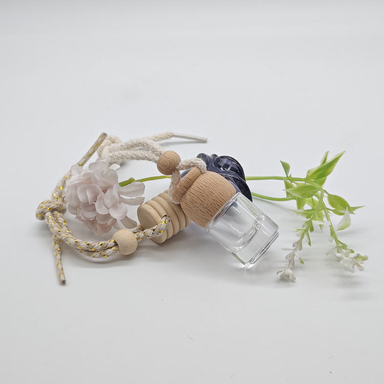 car bottle2525.jpg