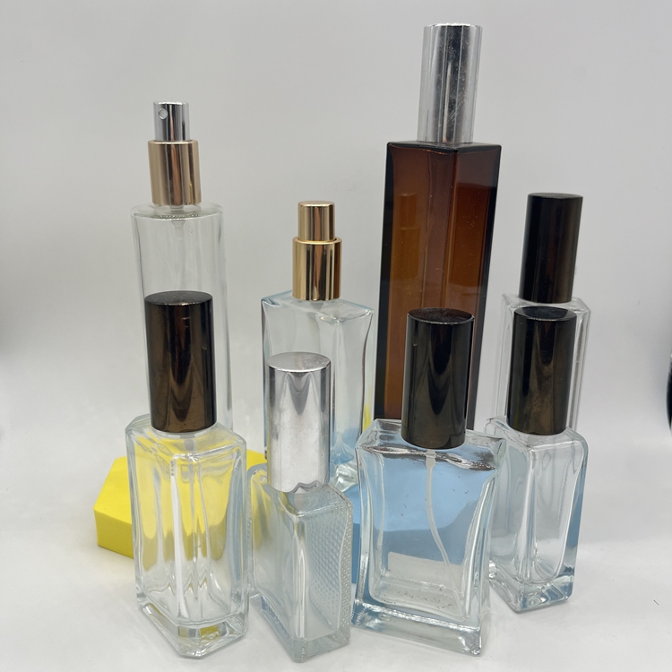 Perfumeb123.jpg