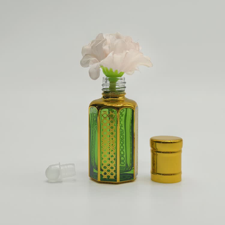 Attar roll on bottle2536.jpg