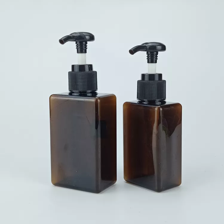 Luxury PETG cosmetic bottle with dispenser pump
