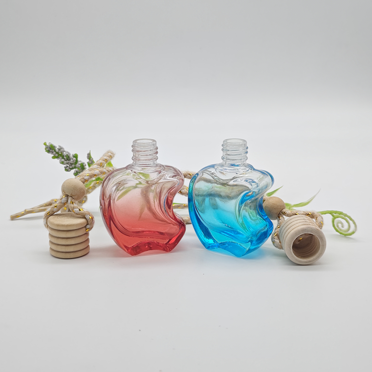 car bottle6274.jpg