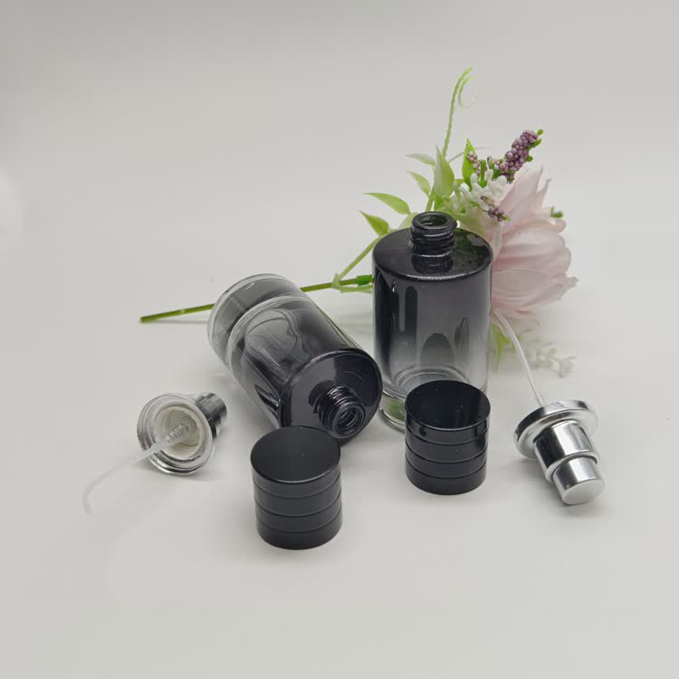 perfume bottle2692.jpg