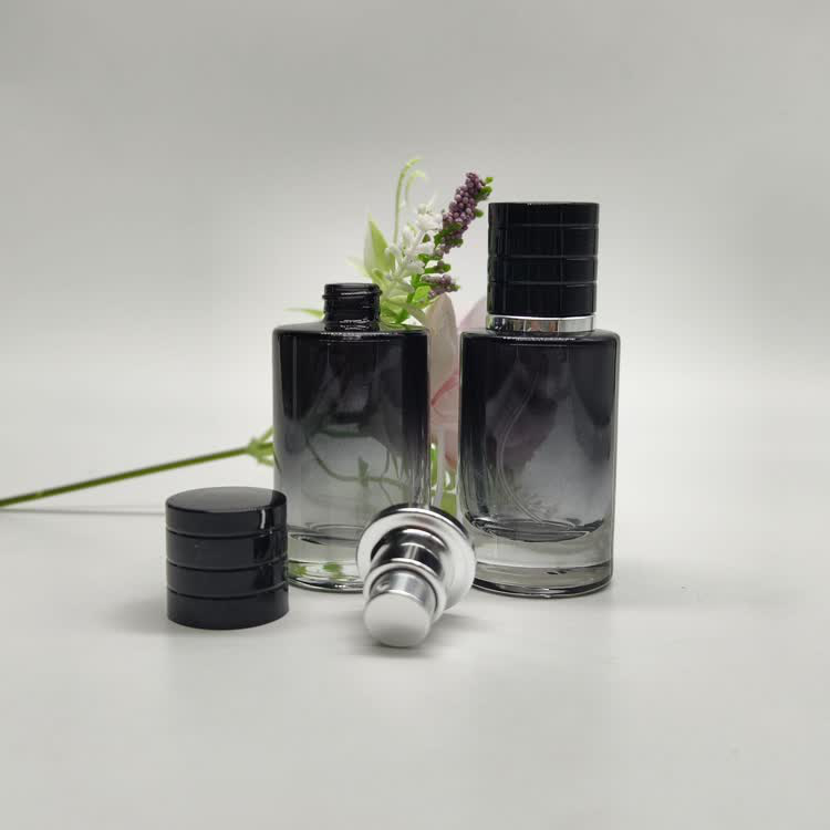 perfume bottle2685.jpg